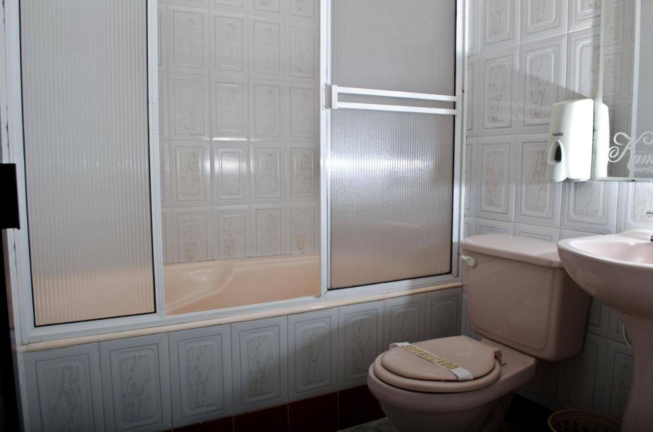 Torettos Yumbo Exterior photo